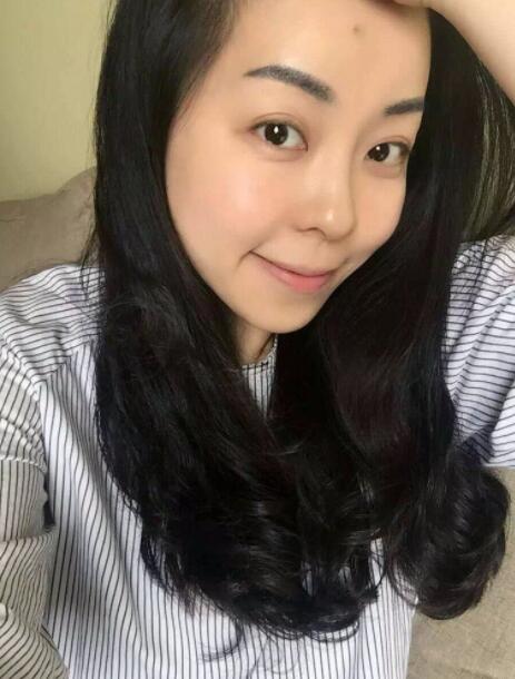 杨梦露海报